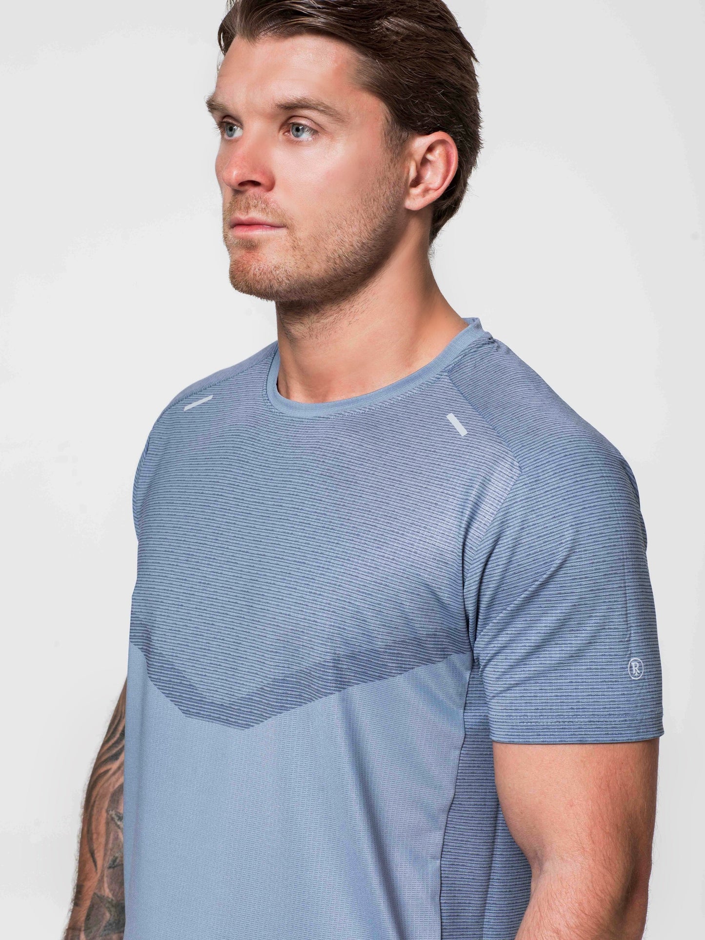 RAÍZ Performance Tee